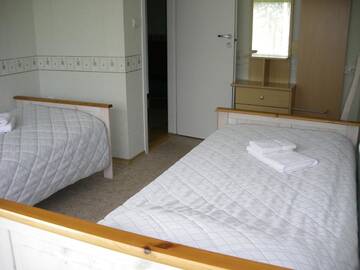 Фото номера Семейный номер с 2 спальнями Гостевой дом Sõrve Guest House г. Сальме 4